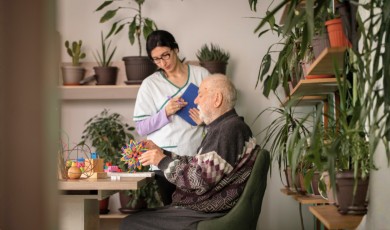 Omgaan met mensen met dementie in je omgeving